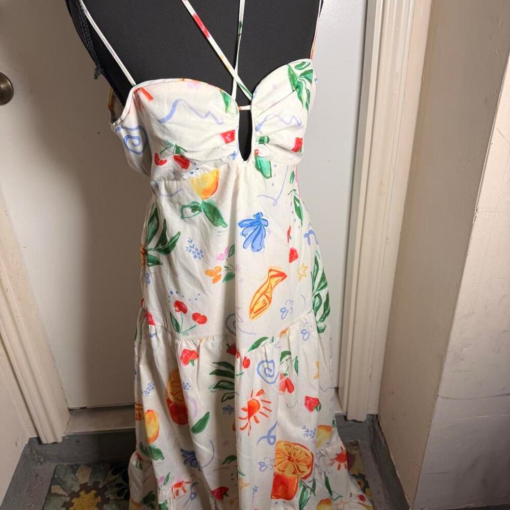 White Summer Fruits n Veggies dress Cute, Chic Size Medium Airy Dress - Picture 2 of 6